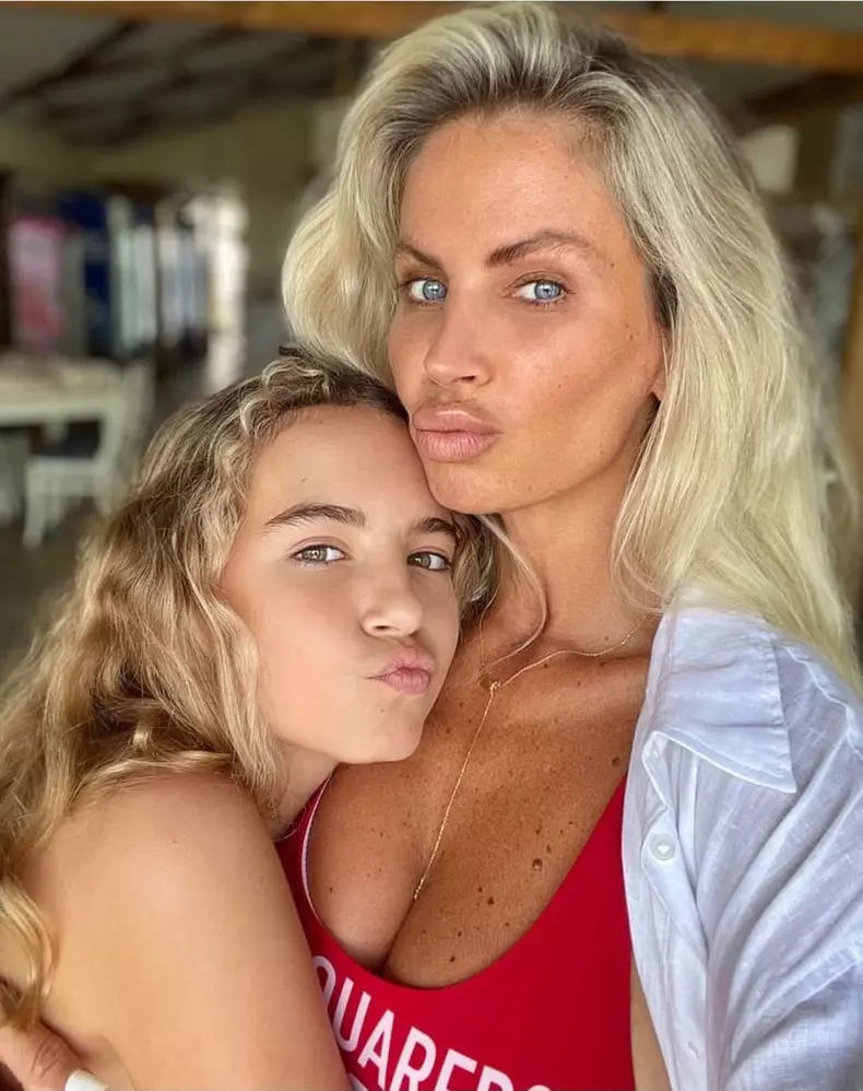 Andreea-Banica-fiica-