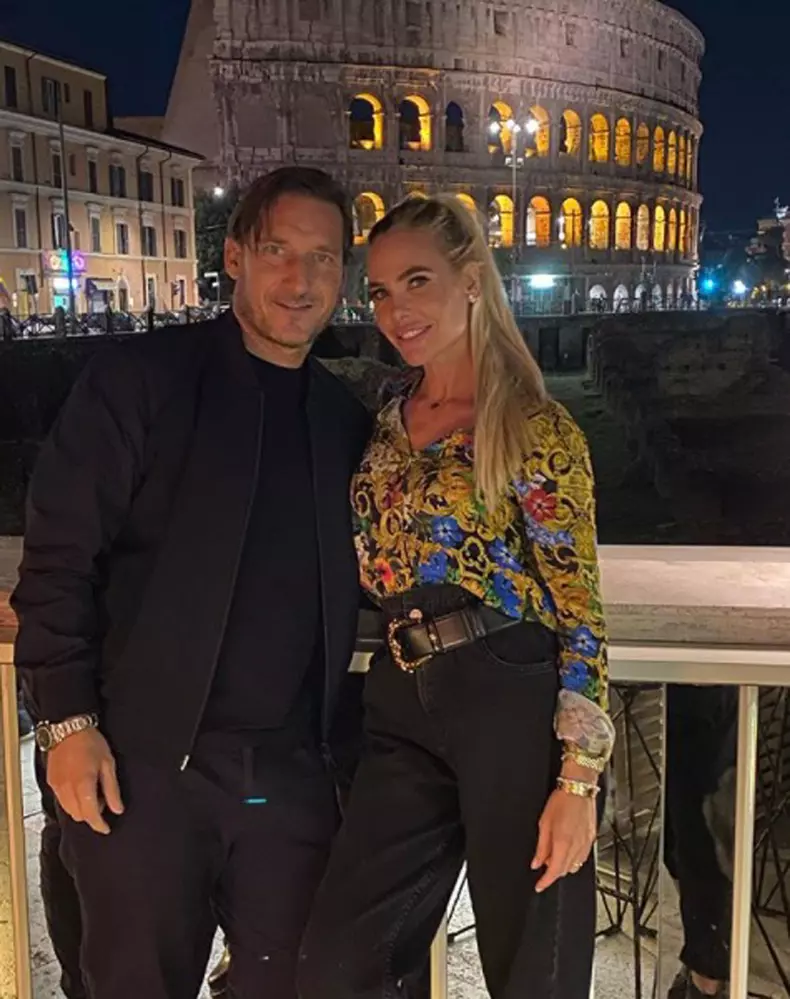 Francesco Totti and Ilary Blasi
