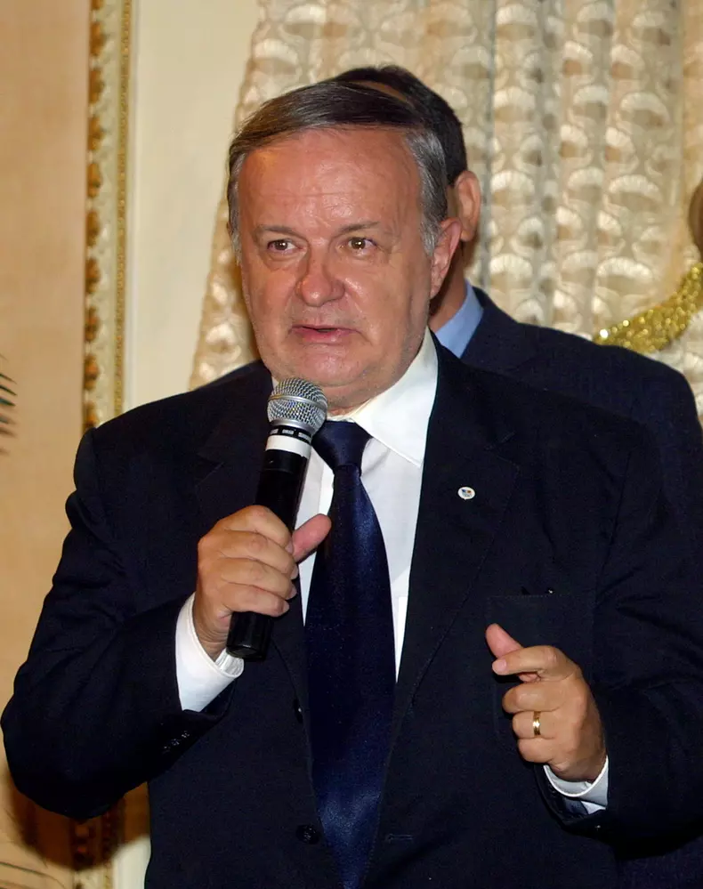 Cristian Ţopescu de urgență la spital