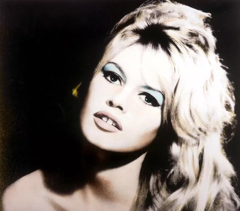 Brigitte Bardot a avut peste 100 de relații, cu bărbați și femei. Viața amoroasă tumultoasă a actriței