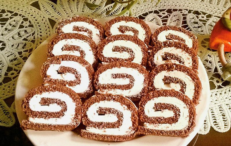 rulada-de-cacao-cu-crema-lap