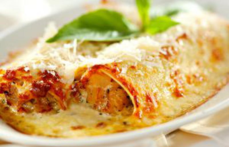 Cannelloni cu carne de vită și sos bechamel