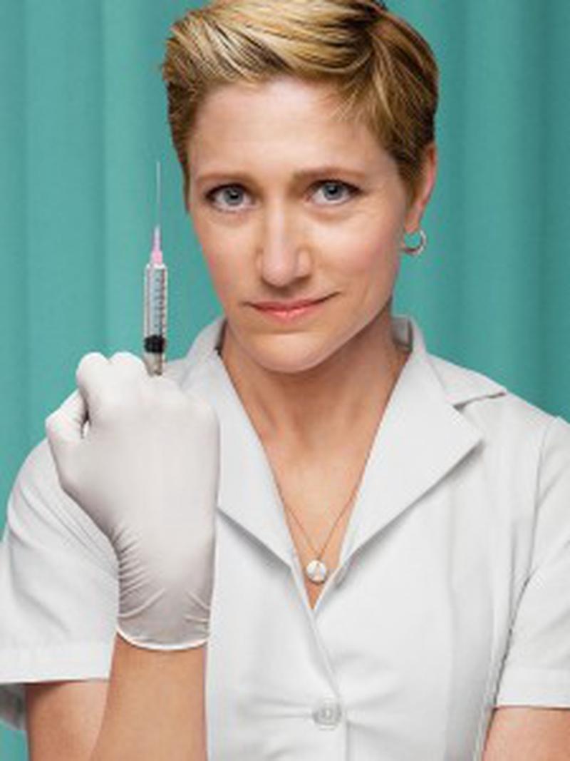 Edie Falco este Sora Jackie