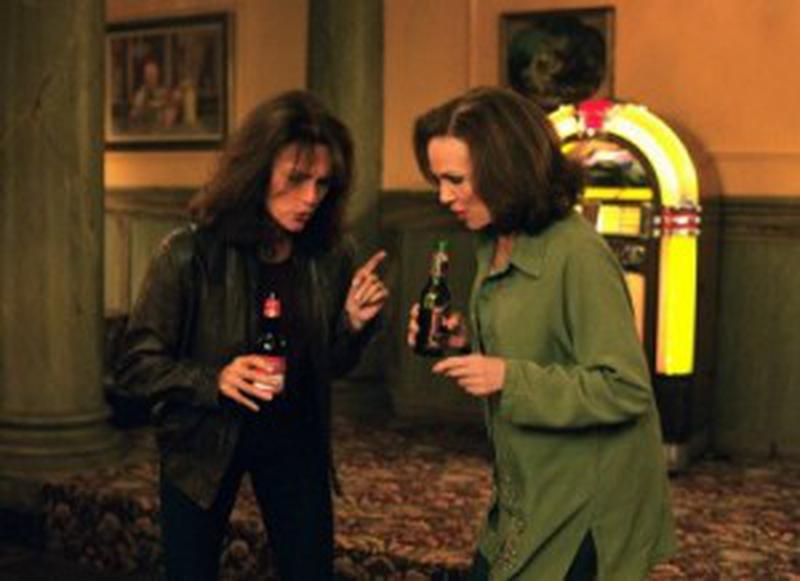 Dansând la Harvest Moon - Jacqueline Bisset şi Valerie Harper