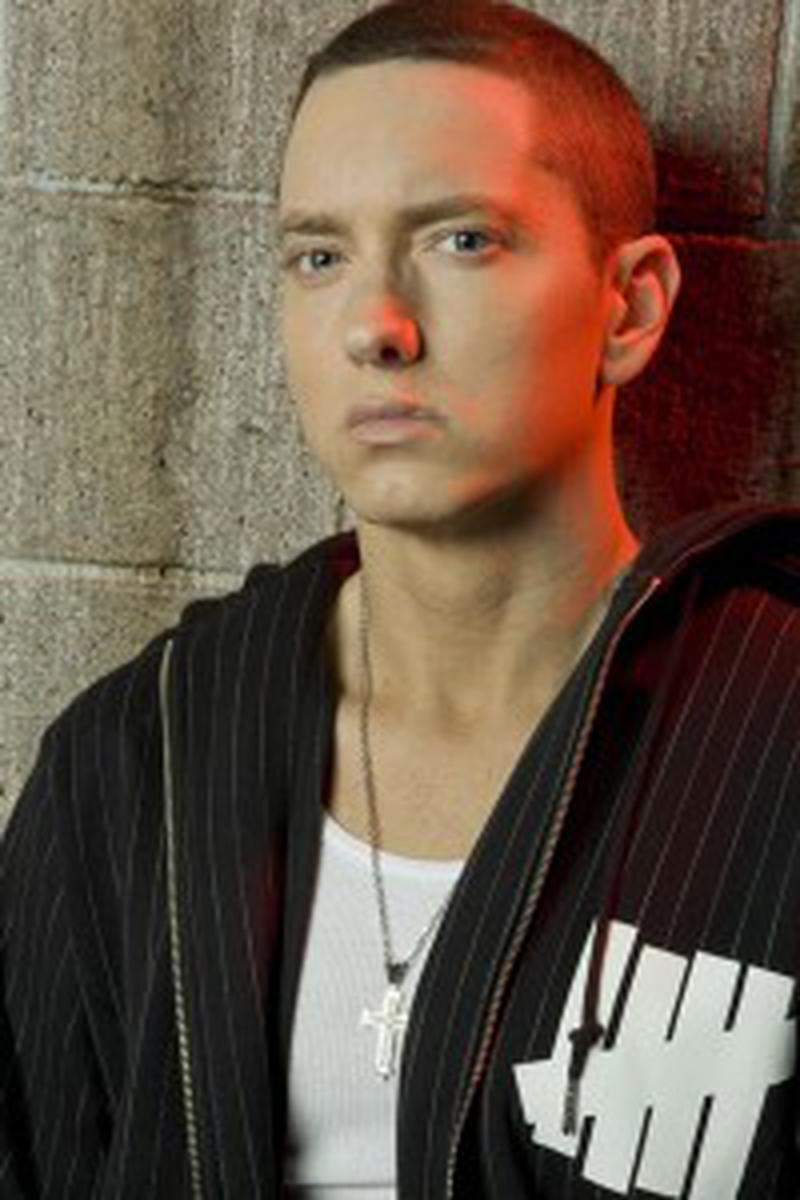 Foto: Universal Music. Eminem nu e mulţumit de programarea spectacolului MTV în mijlocul turneului său american... dar va veni la ceremonie.