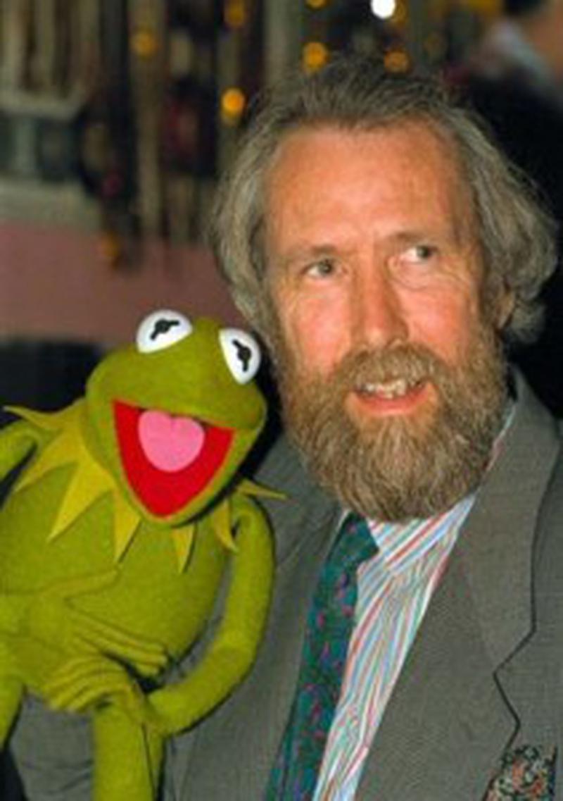 MAESTRUL PĂPUŞAR. Jim Henson (24 septembrie 1936 – 16 mai 1990) aducea faimoasele sale păpuşi la viaţă în „The Muppet Show”.