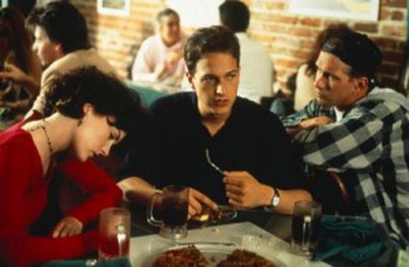 O fată, doi băieţi, trei posibilităţi