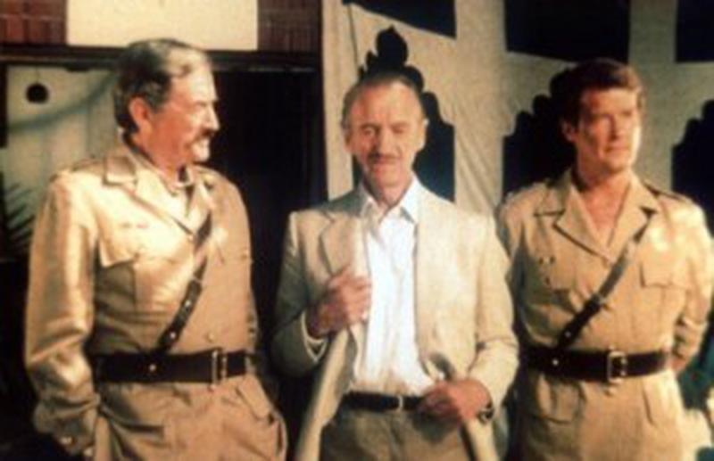 Gregory Peck, David Niven şi Roger Moore