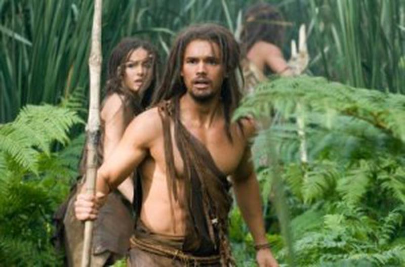 Steven Strait şi Camilla Belle