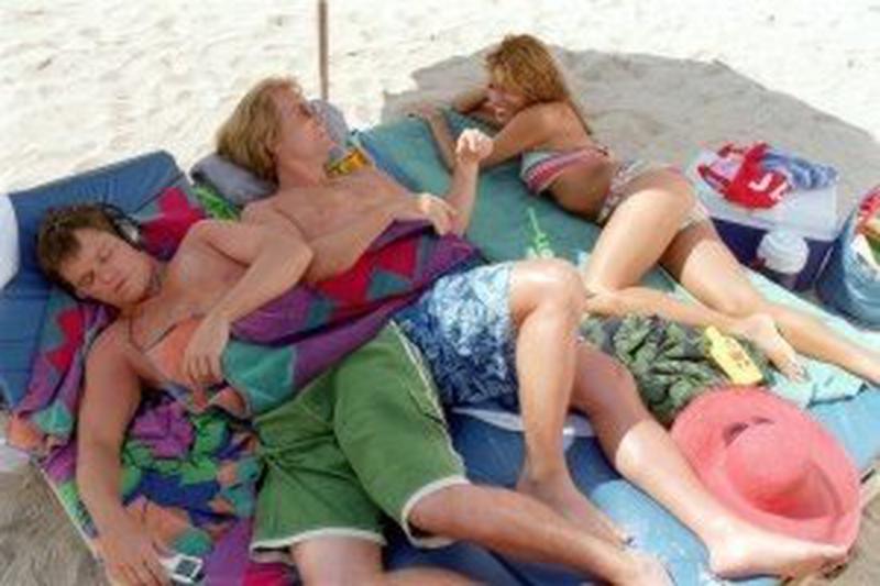 Greg Kinnear, Matt Damon şi Eva Mendes