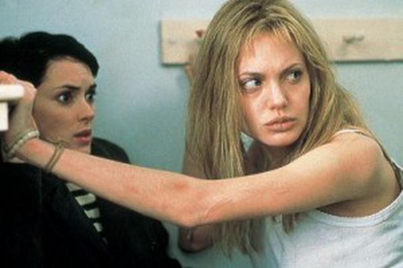 Winona Ryder şi Angelina Jolie