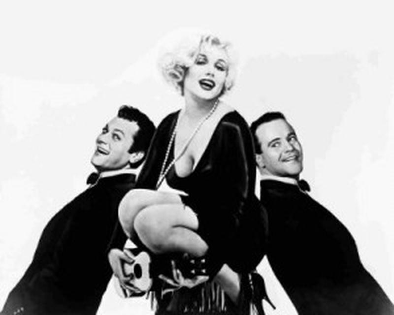 Marilyn Monroe, Tony Curtis şi Jack Lemmon