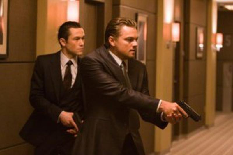 Leonardo DiCaprio şi Joseph Gordon-Levitt