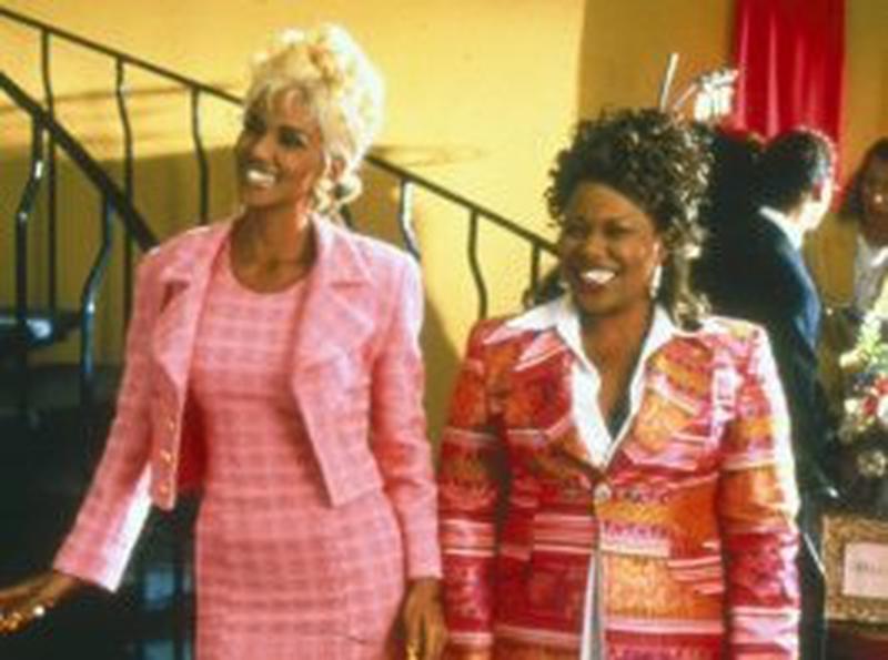 Halle Berry şi Natalie Desselle