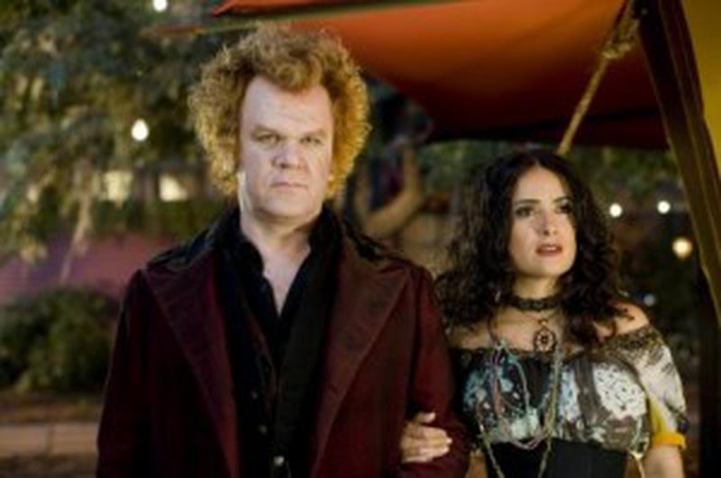 John C. Reilly şi Salma Hayek