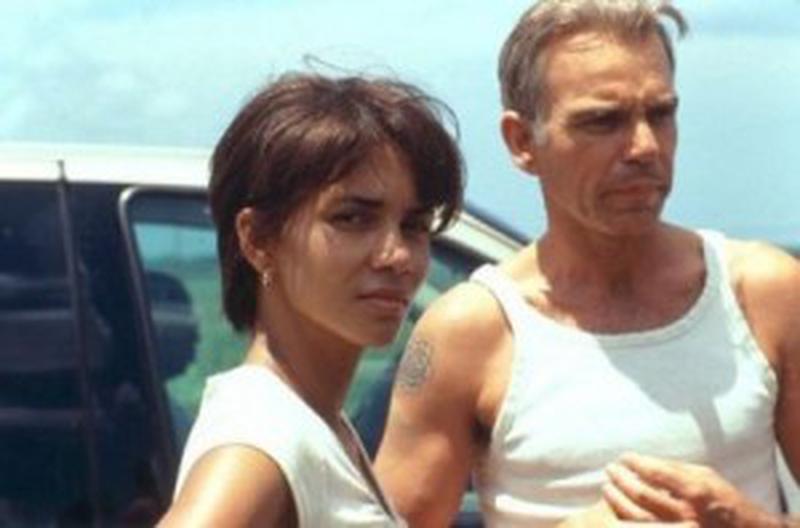 Halle Berry şi Billy Bob Thornton