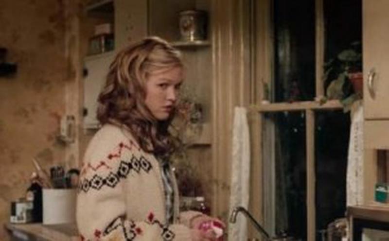 Julia Stiles