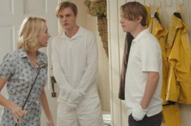 G. Georgiev-Gec, Naomi Watts şi Brady Corbet
