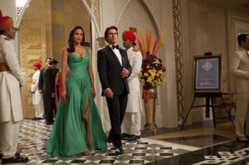 Paula Patton şi Tom Cruise