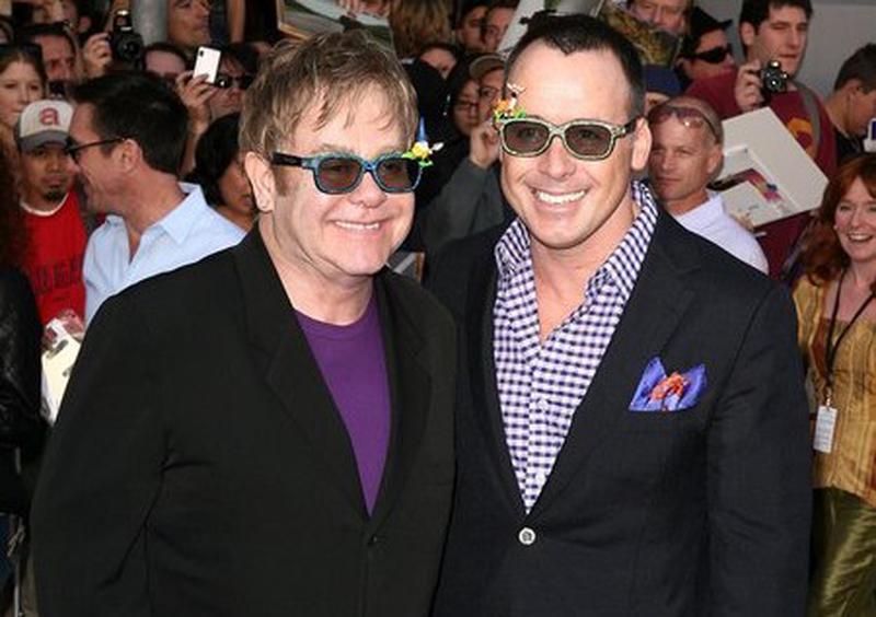 Elton John şi David Furnish 