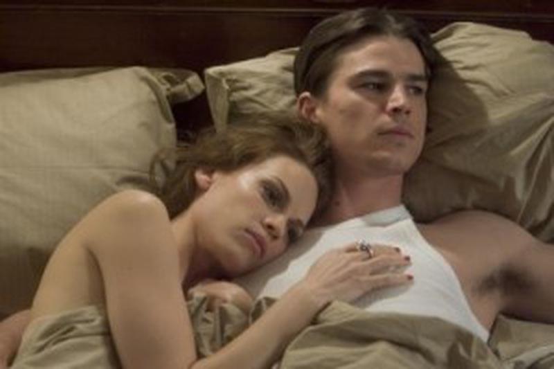 Hilary Swank şi Josh Hartnett