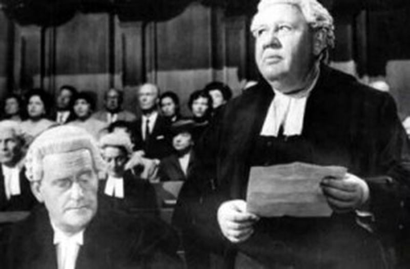 John Williams şi Charles Laughton