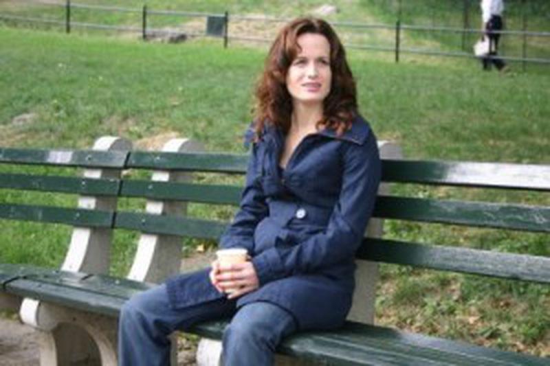 Elizabeth Reaser