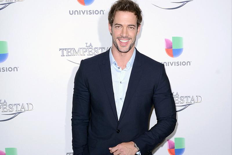 William Levy s-a făcut pilot de avion