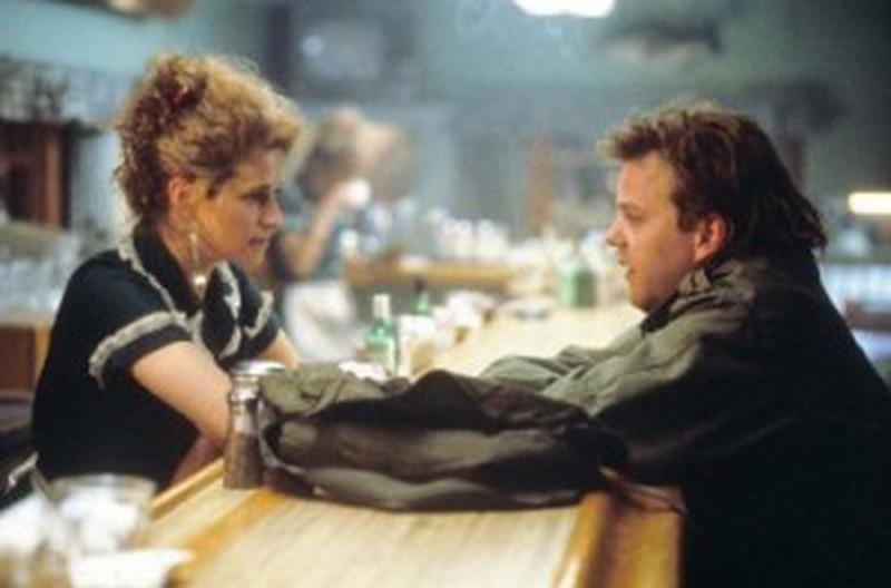 Nancy Travis şi Kiefer Sutherland