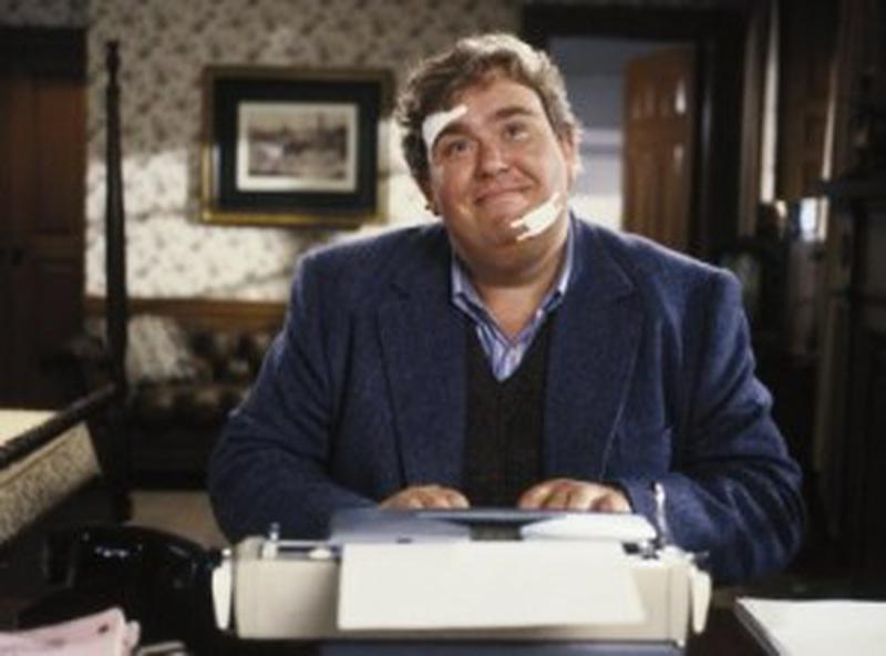 Râsete în delir - John Candy
