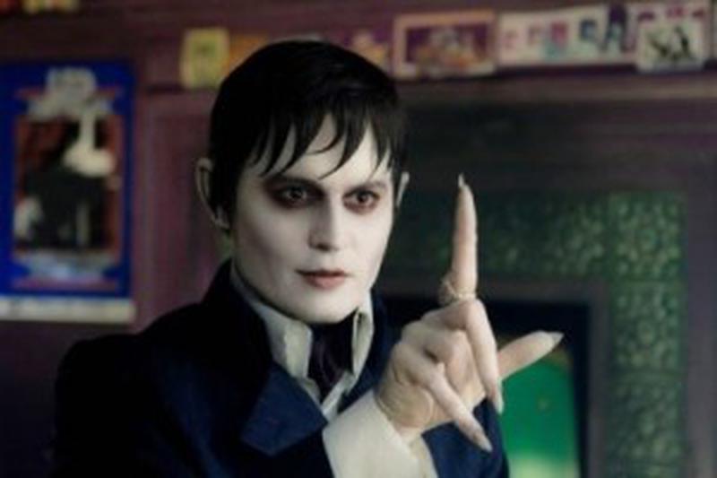 Umbre întunecate - Johnny Depp