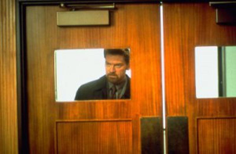 Avocat sau victimă - Kenneth Branagh