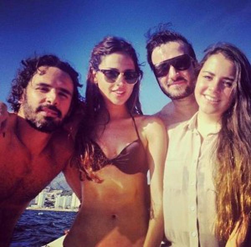 Eiza Gonzalez a fost în vacanţă cu fostul iubit 2