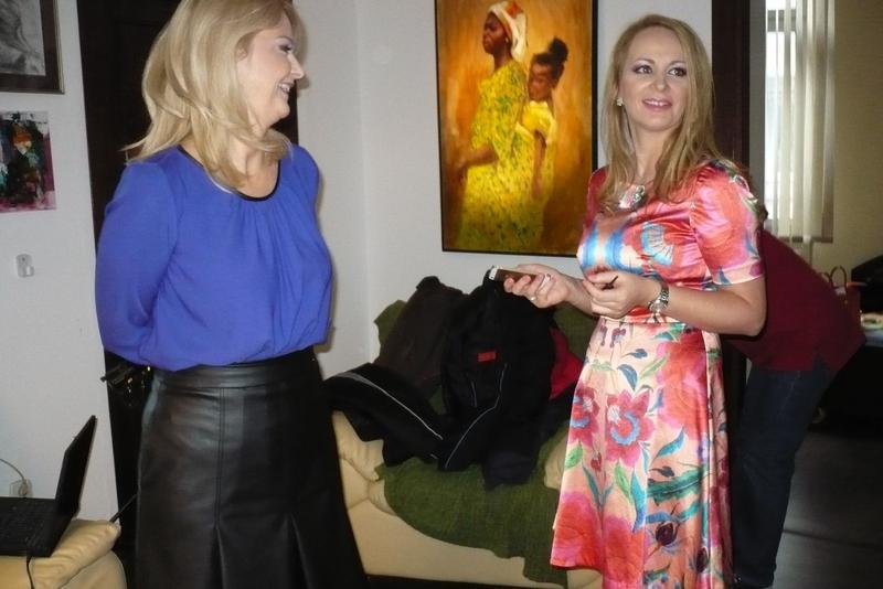 Iuliana Marciuc si Delia Antal