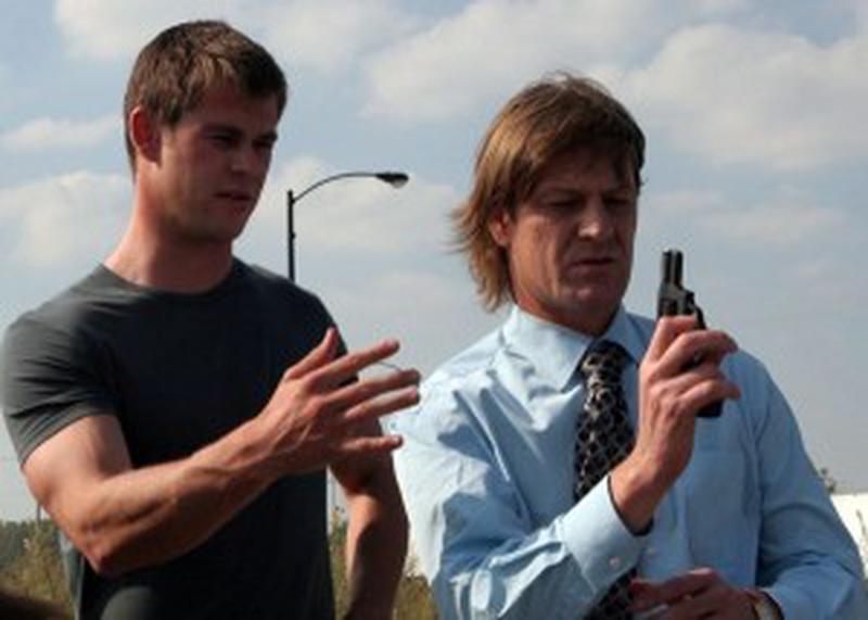 CA$H movie image Chris Hemsworth and Sean Bean