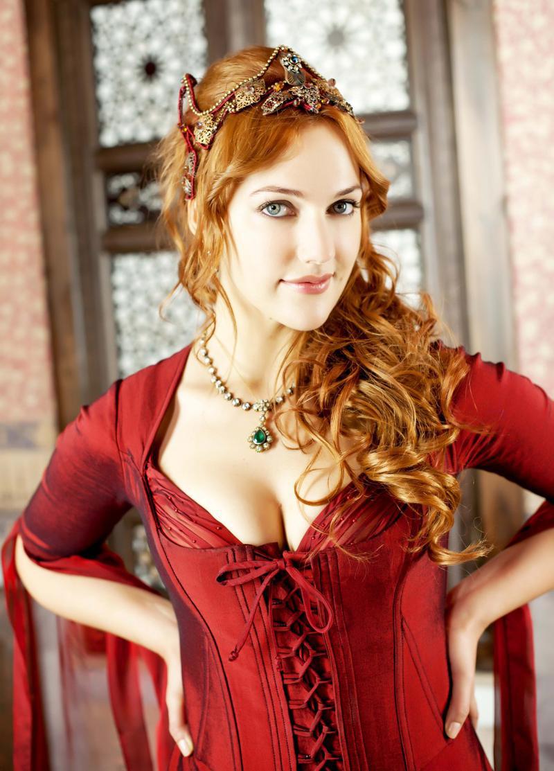 Meryem Uzerli - Sultana Hurrem - Suleyman Magnificul - Sub domnia iubirii Kanal D