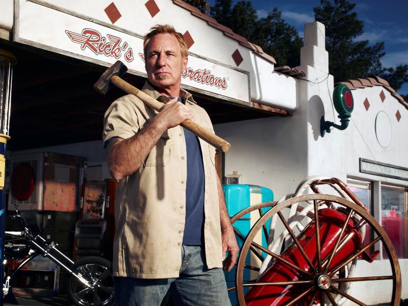 HISTORY - Restaurari - Rick Dale