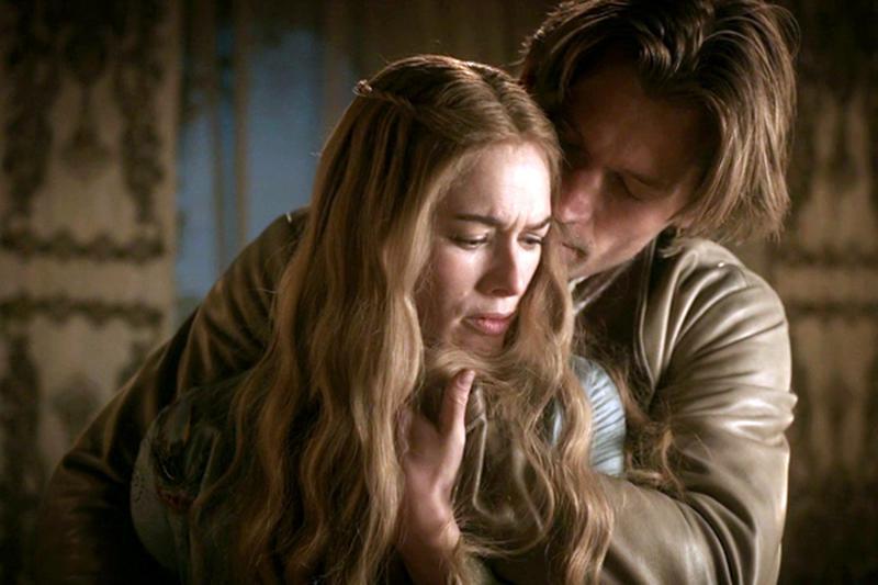 Jaime (Nikolaj Coster-Waldau) şi Cersei (Lena Headey)