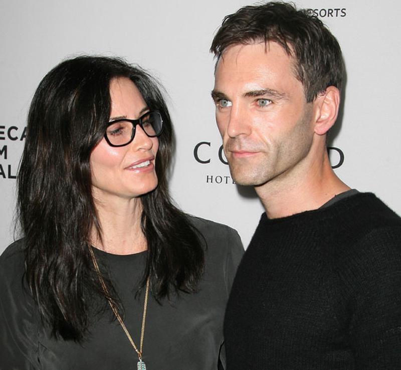 Courteney Cox se pregăteşte de nunta cu Johnny McDaid
