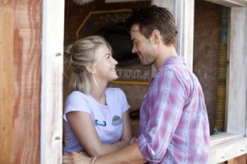 Refugiu pentru viaţă - Julianne Hough şi Josh Duhamel
