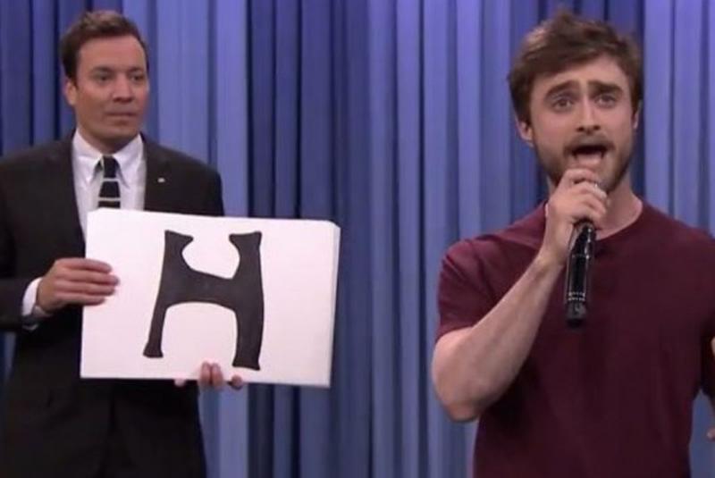 Jimmy Fallon l-a provocat pe Daniel Radcliffe