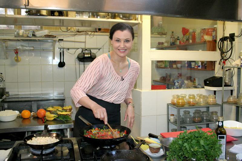 Daniela Nane la Cireasa de pe tort (Prima TV)