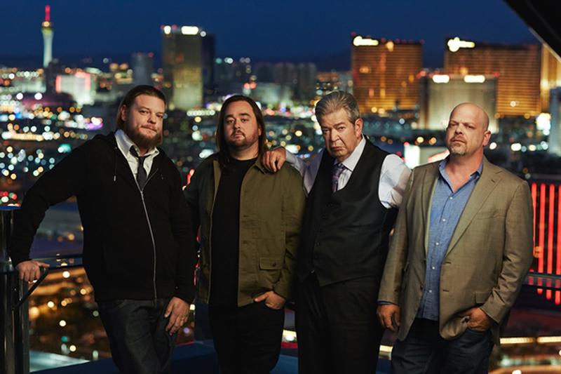 Asii Amanetului HISTORY