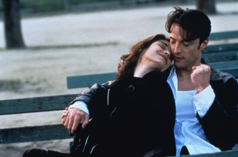 Nina are un amant - Laura San Giacomo şi Paul Rhys