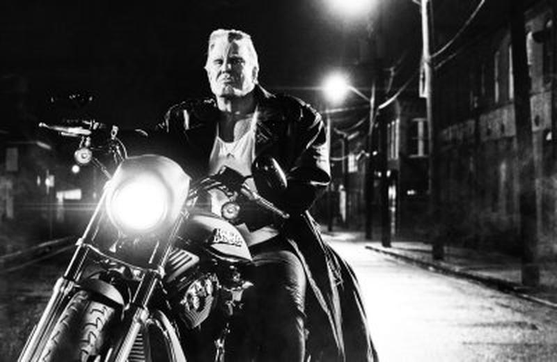 Sin City 2 Am ucis pentru ea - Mickey Rourke
