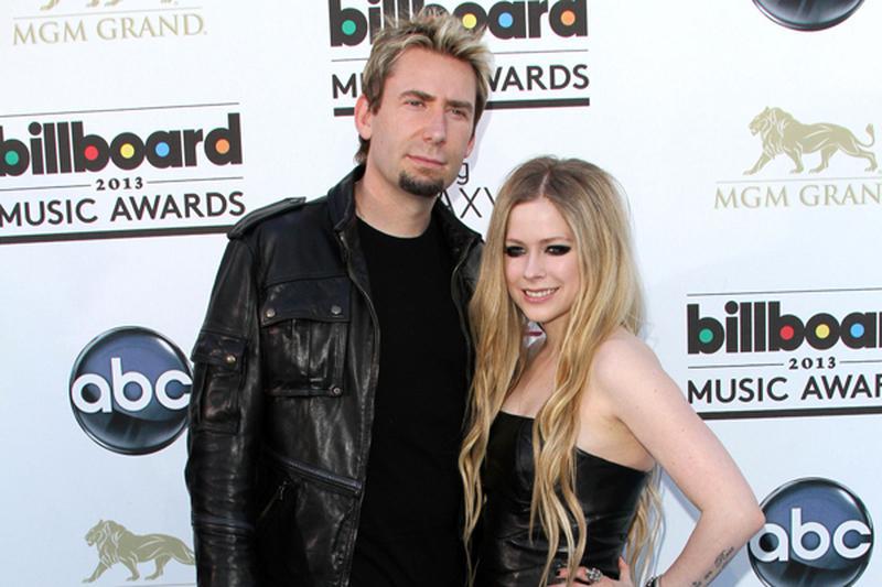 Avril Lavigne divorţează de soţul nr. 2, Chad Kroeger