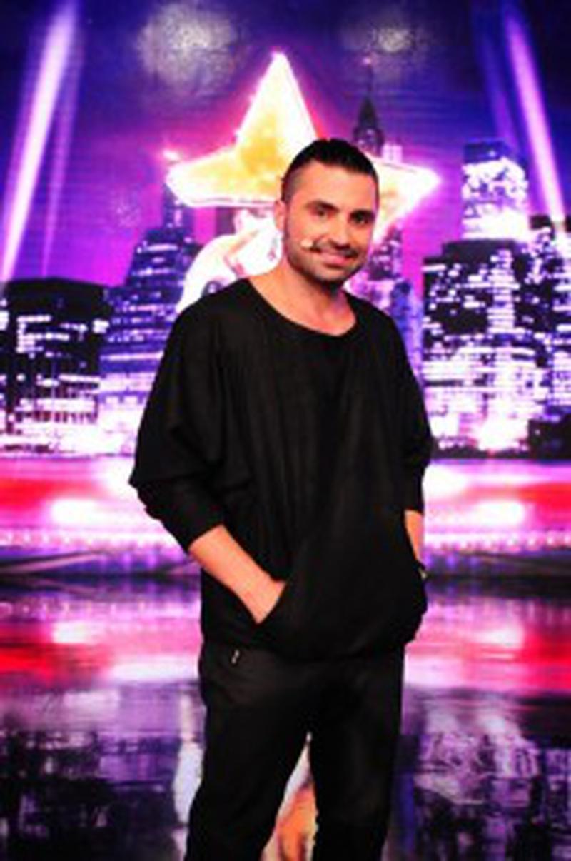 (C)GABRIEL MITRACHE 2010 40722601075