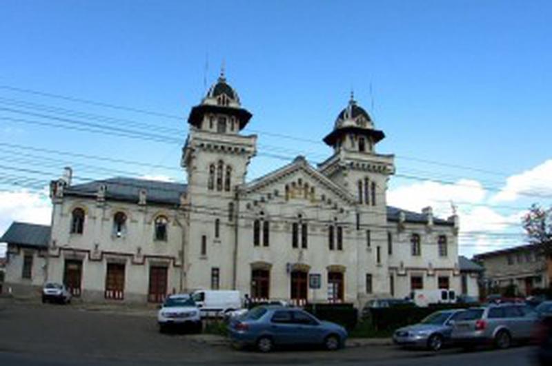 gara Comanesti