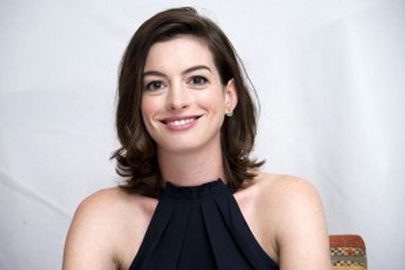Anne Hathaway bei der Pk zum Film The Intern im Crosby Street Hotel in New York / 290815 *** USA EMBARGO September 2nd, 2015 ***Anne Hathaway, who stars in The Intern, at the Crosby Street Hotel in New York, August 29th, 2015`***