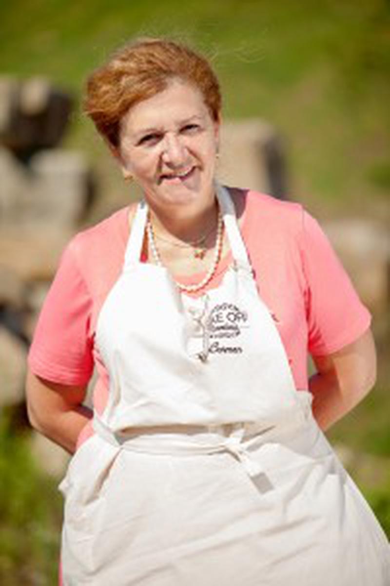 Carmen Manu